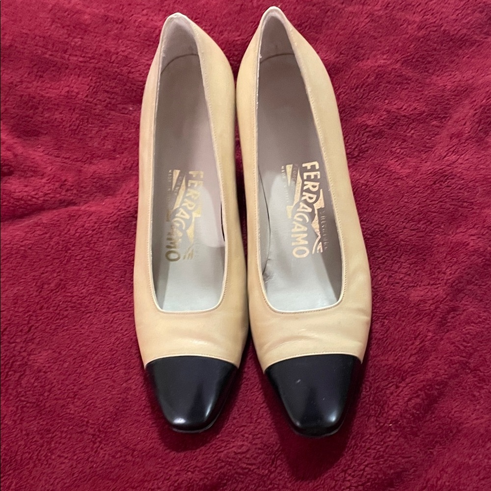 Salvatore Ferragamo Beige and Black Heels